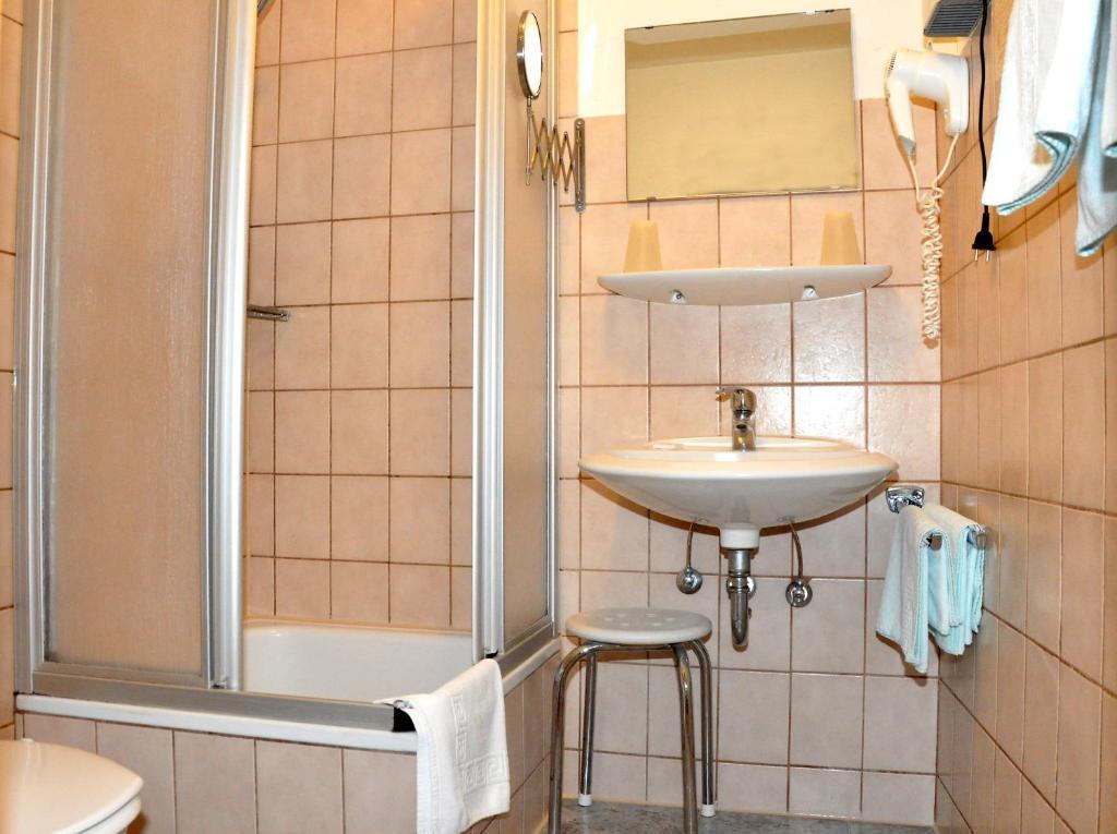 רודסהיים אם ריין Hotel Rheinstein חדר תמונה