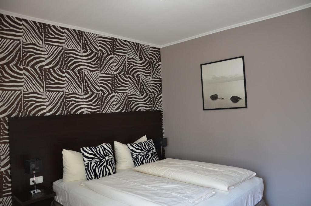 רודסהיים אם ריין Hotel Rheinstein מראה חיצוני תמונה